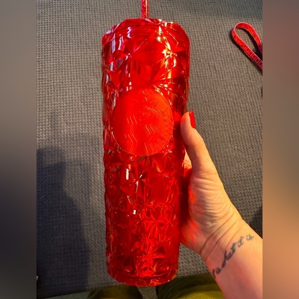 ⭐️Starbucks⭐️ 2023 Red Prism 24 Oz Cold Cup Tumbler NWT